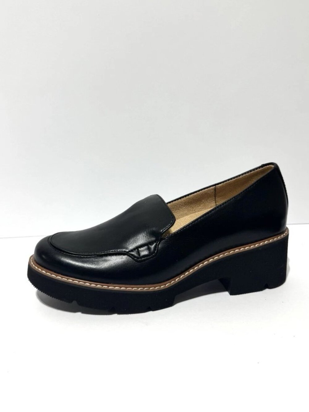 Naturalizer Womens Cabaret Loafer Black Size 7.5 M